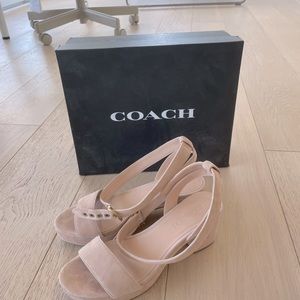 Chic! Coach Serena suede sandal!